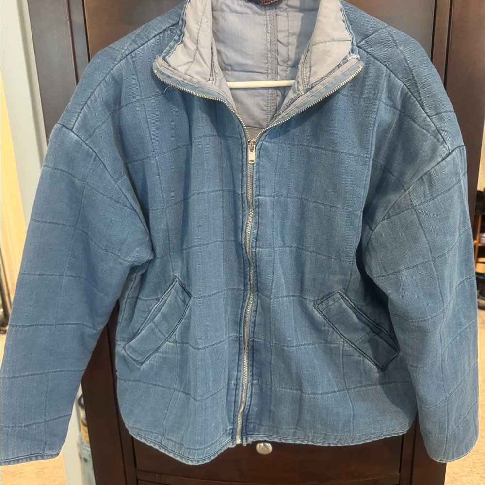 Light Blue Quilted Zip-Up Jacket